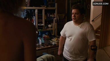 Charlize Theron starts having sex with a fat guy