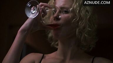 Charlize Theron seduce to kill