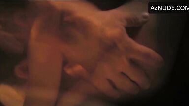 Keira Knightley making love in bed