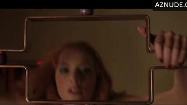 Kate Winslet dancing in a bra