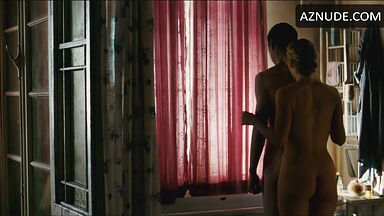 Kate Winslet has sex with a young virgin man