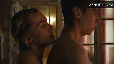 Kate Winslet has sex with a young virgin man