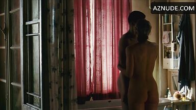 Kate Winslet has sex with a young virgin man