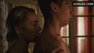 Kate Winslet has sex with a young virgin man