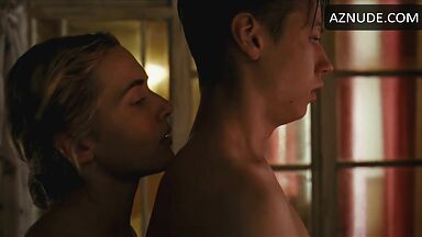 Kate Winslet has sex with a young virgin man