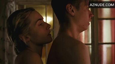 Kate Winslet has sex with a young virgin man