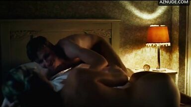 Kate Winslet having sex after a swim in the lake
