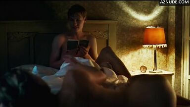 Kate Winslet having sex after a swim in the lake