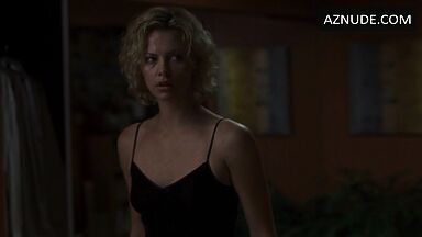 Charlize Theron lost in her sexy pajamas
