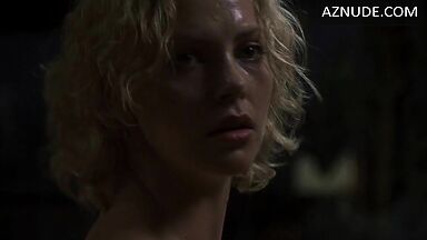 Charlize Theron lost in her sexy pajamas