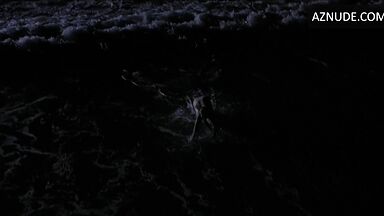 Julia Roberts soggy ground after the rain