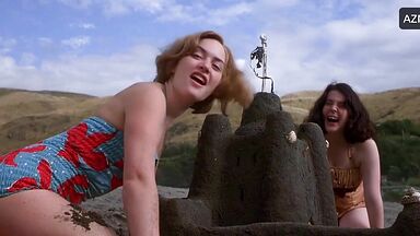 Melanie Lynskey and Kate Winslet having fun in the lake of love
