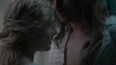 Kate Winslet and Kirsty Oswald shows her tits and has sex