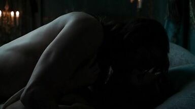Kate Winslet and Kirsty Oswald shows her tits and has sex