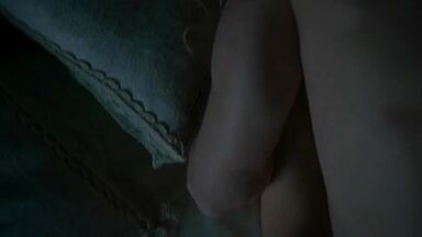 Kate Winslet and Kirsty Oswald shows her tits and has sex