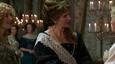 Kate Winslet and Kirsty Oswald shows her tits and has sex