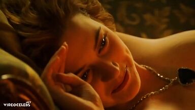 Kate Winslet she lets herself be painted naked
