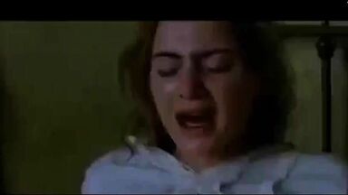 Kate Winslet gives birth