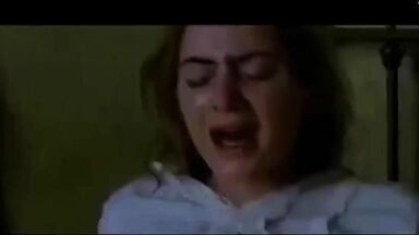 Kate Winslet gives birth