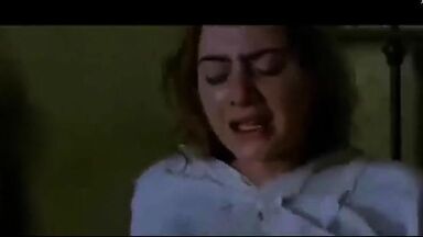 Kate Winslet gives birth