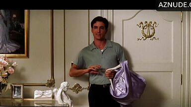 Julia Roberts is in underwear