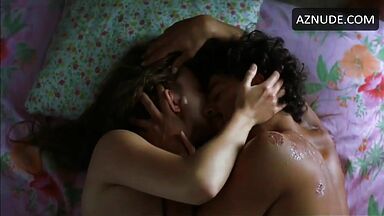 Kate Winslet with breasts exposed