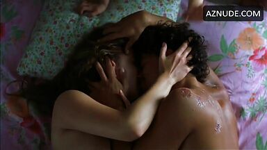 Kate Winslet with breasts exposed