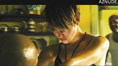 Keira Knightley dances in the laps of Mexican men