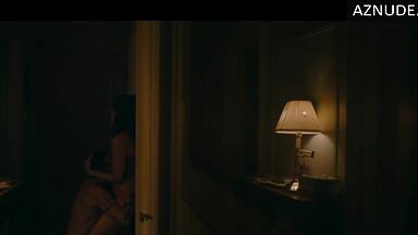 Michelle Pfeiffer starts to get hot from the moment you enter the house
