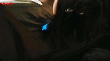 Sydney's sideboob