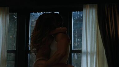 Sydney Sweeney sex in The Housemaid