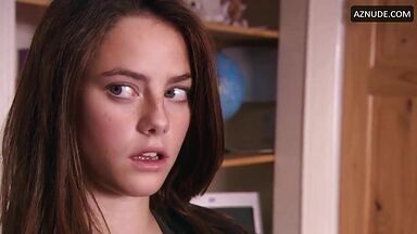 Kaya Scodelario in Skins
