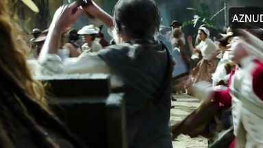 Kaya Scodelario Sexy Scene in Pirates Of The Caribbean- Dead Men Tell No Tales