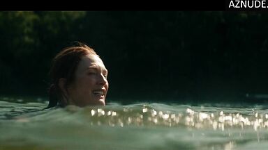 Sydney Sweeney and Julianne Moore in Echo Valley