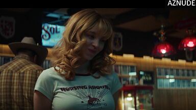 Sydney Sweeney cute scene in Americana