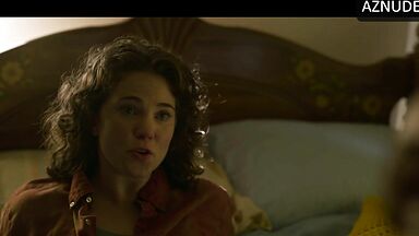 Sydney Sweeney and Jess Gabor Lesbian Scene in Christy