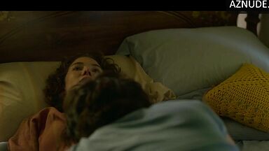 Sydney Sweeney and Jess Gabor Lesbian Scene in Christy