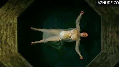 Sydney Sweeney kill atempt in Immaculate