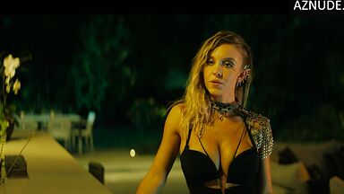 Megan Fox and Sydney Sweeney in Night Teeth