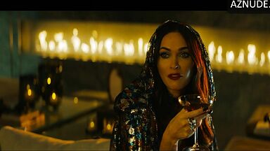 Megan Fox and Sydney Sweeney in Night Teeth