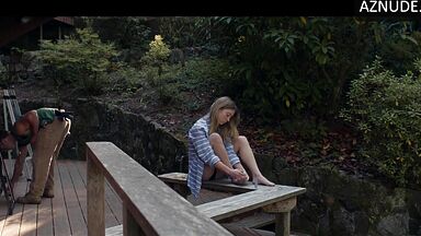 Sydney Sweeney showing underwear in Clementine