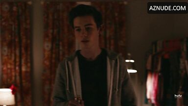 Sydney Sweeney spied in Big Time Adolescence