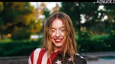 Sydney Sweeney Modeling