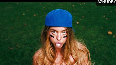 Sydney Sweeney Modeling