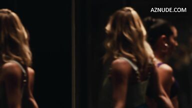 Sydney Sweeney and Alexa Demie Sexy in Euphoria