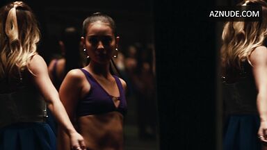 Sydney Sweeney and Alexa Demie Sexy in Euphoria