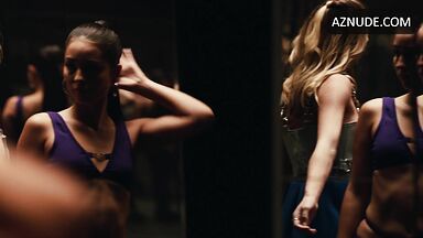 Sydney Sweeney and Alexa Demie Sexy in Euphoria