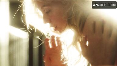 Sydney Sweeney and Hunter Schafer naked Euphoria