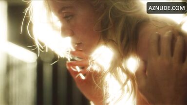 Sydney Sweeney and Hunter Schafer naked Euphoria