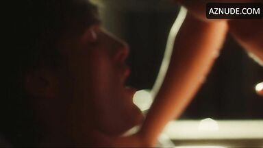 Sydney Sweeney and Hunter Schafer naked Euphoria